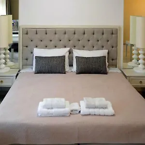 Greecerent - Lux Ladadika , Thessaloniki Greece